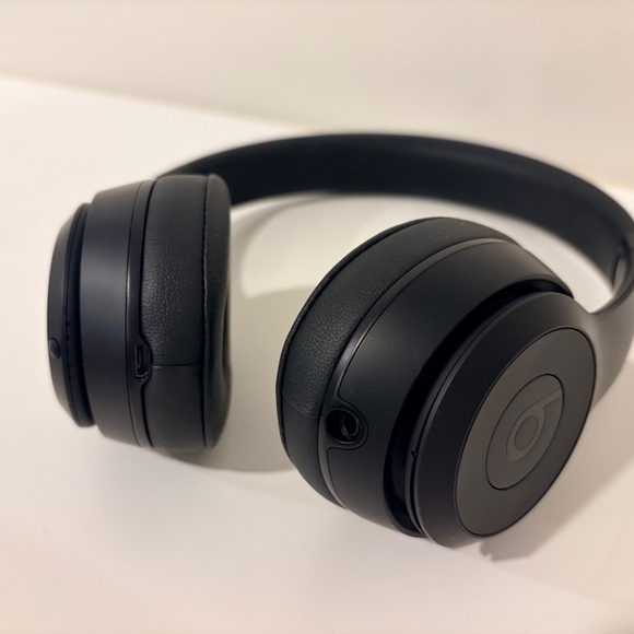 BEATS by Dre Solo3 wireless - Picture 5 of 7